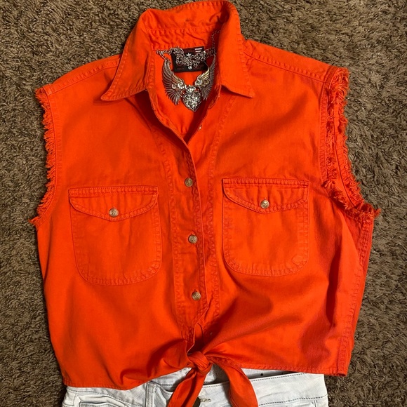 New, Bikers World, Orange Sleeveless Button Down - Picture 3 of 5
